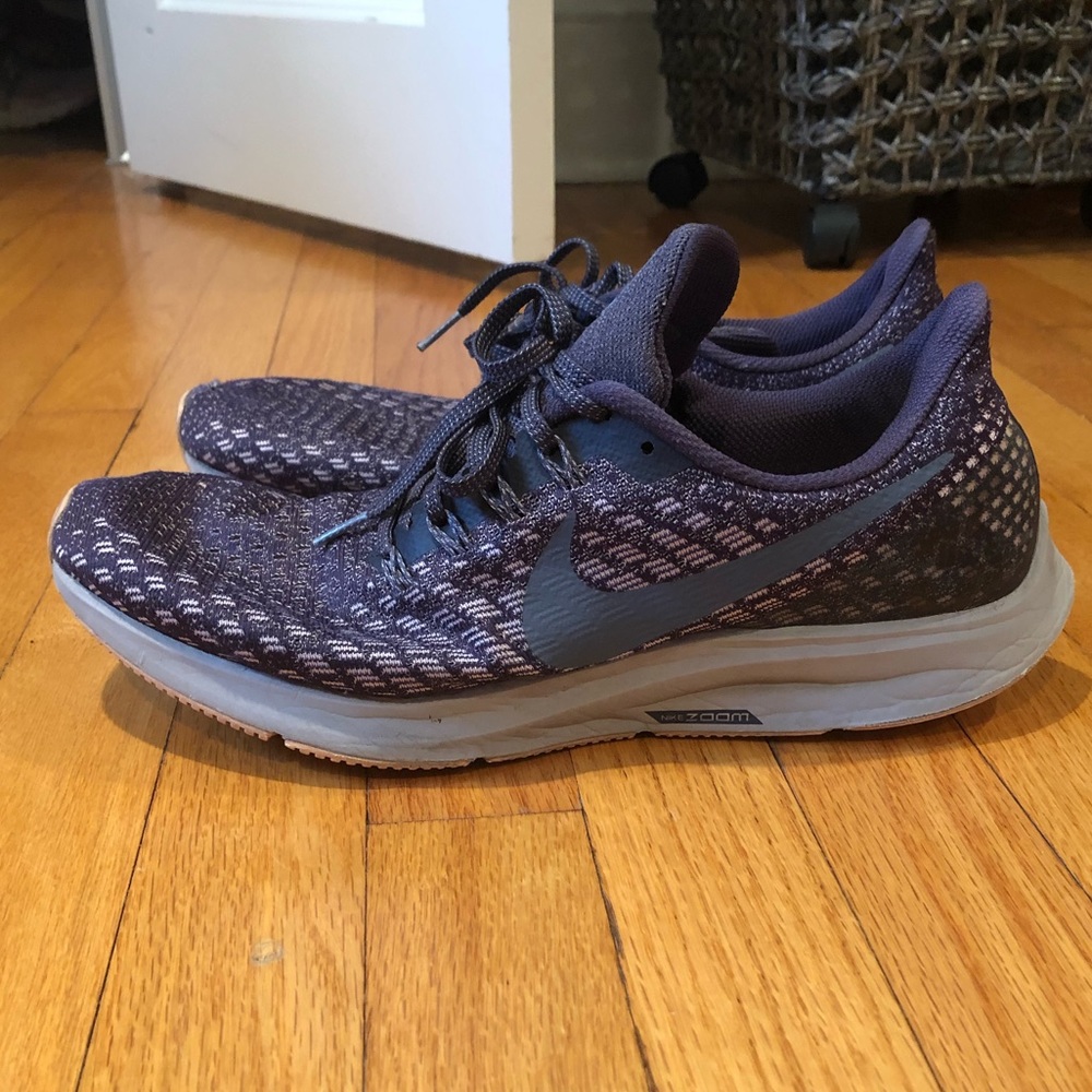 Nike Womens Zoom Pegasus 35 size 12 (womens)